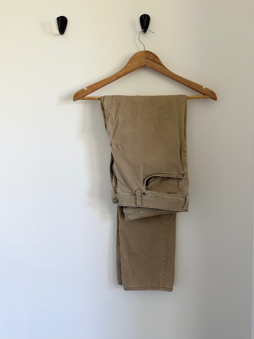 Comfortable Straight Flex Khaki Pants 33x32